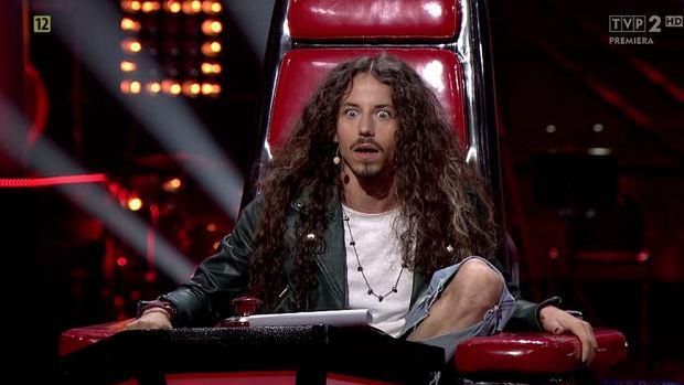 Michał Szpak na planie "The Voice of Poland"