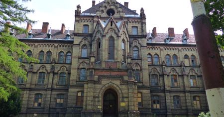 Pałac z mroczną historią. Jego mury wciąż pamiętają płacz noworodków i krzyk kobiet