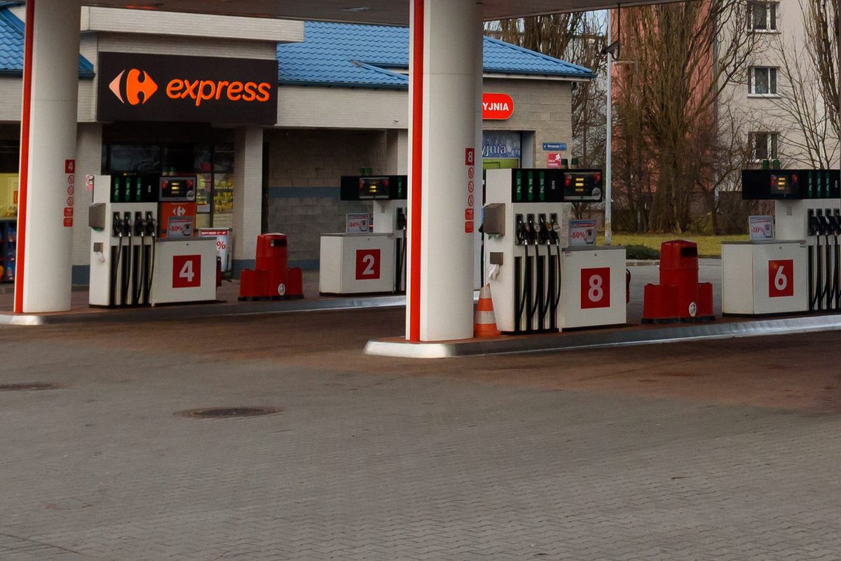 Amic Markety zastąpią sklepy Carrefoura na stacjach Lukoil