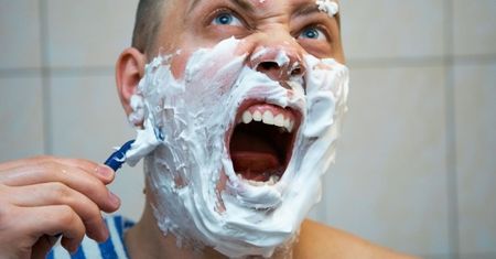 Czy producenci maszynek do golenia robią nas w balona?