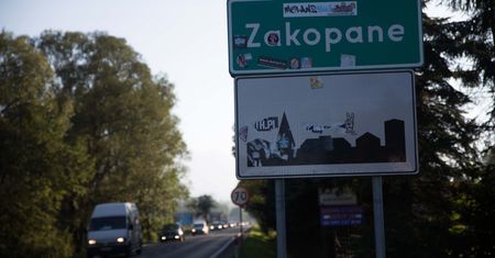 Morskie Oko. Poważne utrudnienia na drodze przez budowę ronda