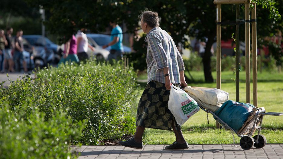 Najpopularniejszym rozwiązaniem problemu było otwarcie przez rodziców straganu na bazarku