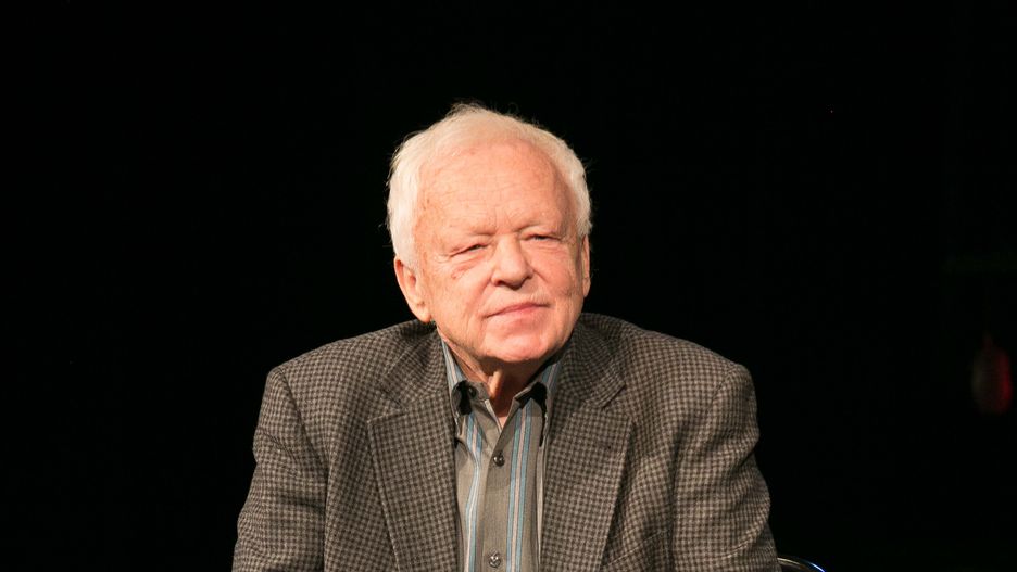 Marian Opania
