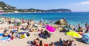 Wykopał dziurę na plaży we Francji. Zmarł, bo zalała ją woda