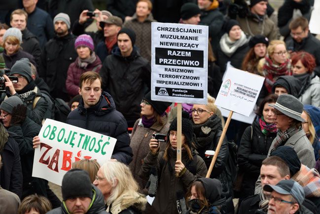 Społeczność muzułmańska manifestowała w Poznaniu przeciw terroryzmowi