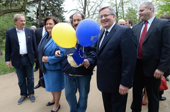 Bronisław Komorowski: święta okazją do radości, dumy i optymizmu