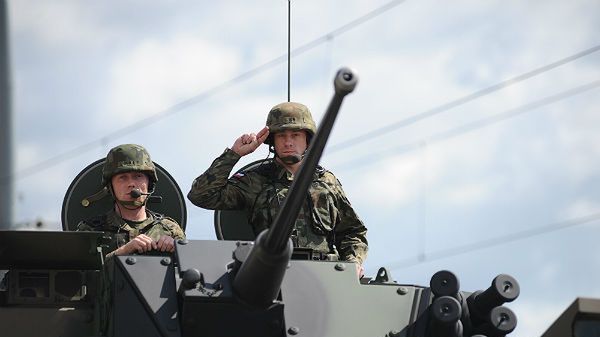 Chętni studenci przejdą szkolenie wojskowe