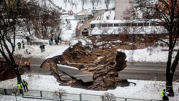 Osuwisko w Ostrowcu Świętokrzyskim - zdjęcie archiwalne