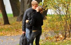 Niska samoocena utrudnia budowanie szczęśliwego związku