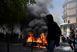 Francja: 23. protest "żółtych kamizelek". W Paryżu płoną auta i skutery