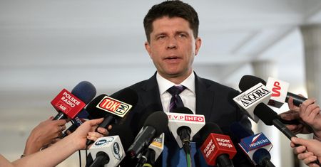 Petru: "nie pozwolę na połączenie Nowoczesnej z Platformą"