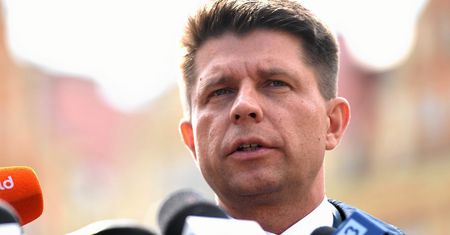 Ryszard Petru skompromitował PiS? Wyliczył "wrogów" Polski