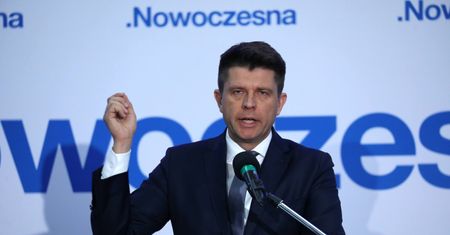Ryszard Petru gani Lubnauer. Twierdzi, że PO chce ją "wessać"
