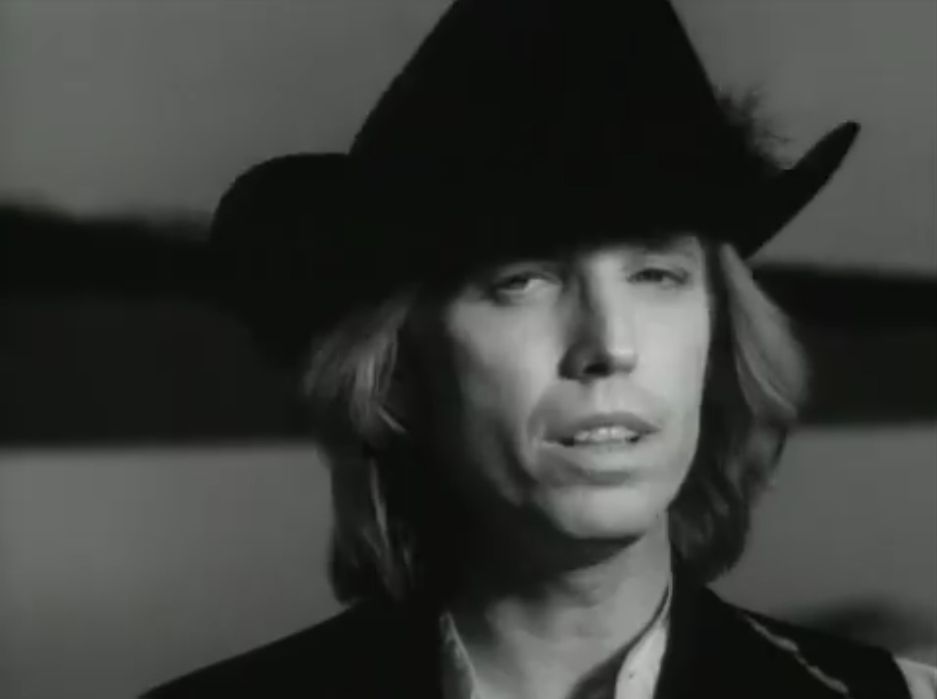 Jego hit "Learning To Fly" stacje radiowe grają od 30 lat. Tom Petty jest legendą