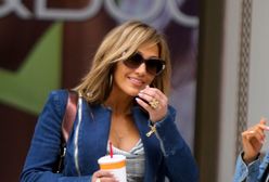 Jennifer Lopez pokazała zdjęcie z planu zdjęciowego. Pozuje w kostiumie kąpielowym