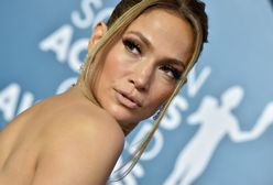 Jennifer Lopez na SAG Awards 2020. Tył sukni robi wrażenie