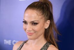 Jennifer Lopez na premierze serialu "Uwikłana"