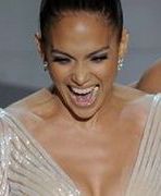 Wpadka na Oscarach - wypadający sutek Jennifer Lopez