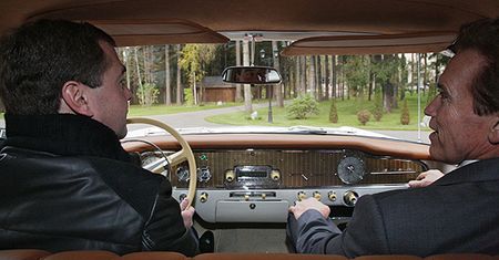 Schwarzenegger u Miedwiediewa