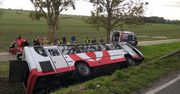 Wypadek autobusu z dziećmi. 13 osób poszkodowanych