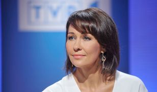 Anna Popek przetrwała dobrą zmianę w TVP i radzi sobie wyjątkowo dobrze. Często pada ofiarą żartów i przytyków, a sama kokieteryjnie twierdzi, że "nie jest gwiazdą"