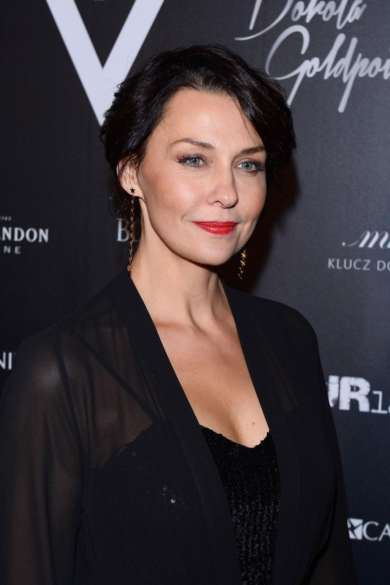 Annie Popek znów nie wyszło. Gwiazda postarzyła się o kilka lat