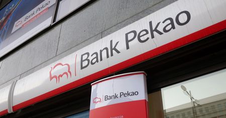 Pekao otworzył rekordową liczbę kont. Mimo tego zyski spadły
