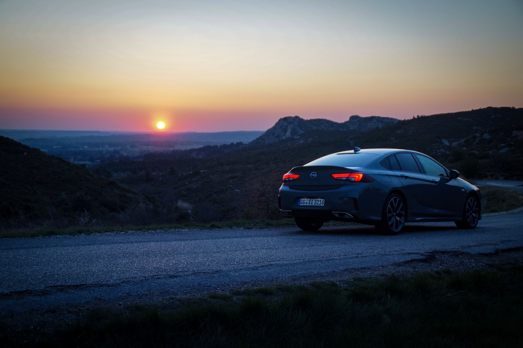 Opel Insignia GSi podczas pierwszych jazd w Prowansji 
