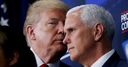 Spisek w administracji Trumpa. Kim jest Konrad Wallenrod Białego Domu?