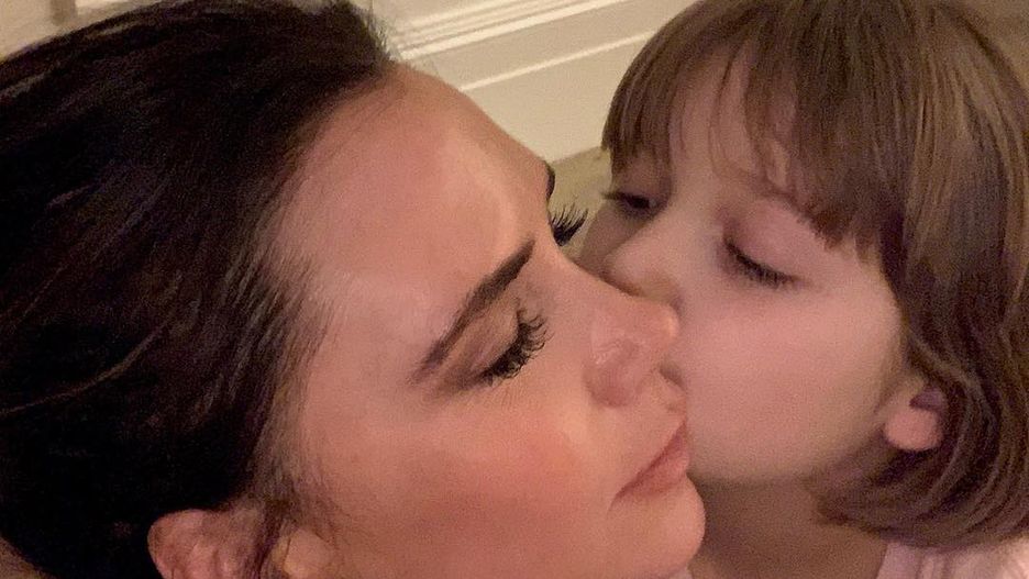 Harper Beckham wzięła udział w pokazie mamy. Nie wygląda na swój wiek