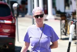 Katy Perry na fioletowo. Doniesienia o ciąży można między bajki włożyć
