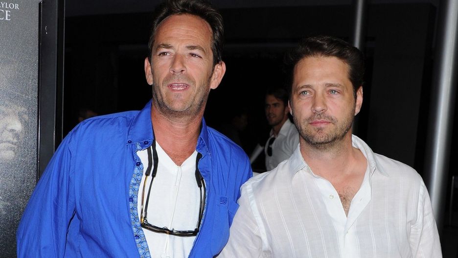 Jason Priestley oddał hołd Luke'owi Perry'emu