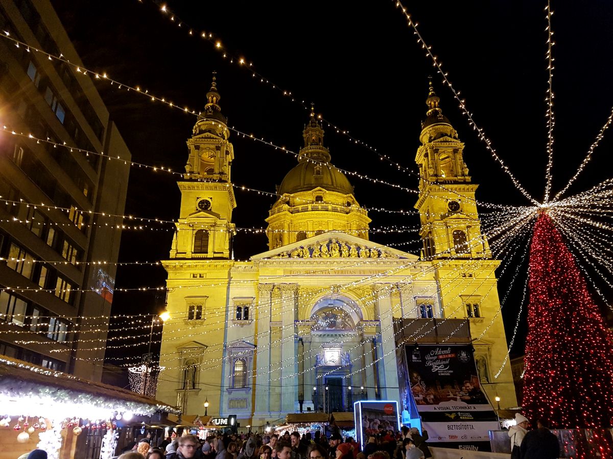 Budapesztański Jarmark Bożonarodzeniowy