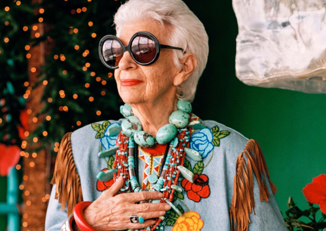 Iris Apfel kończy 96 lat. Jej styl inspiruje kobiety na całym świecie