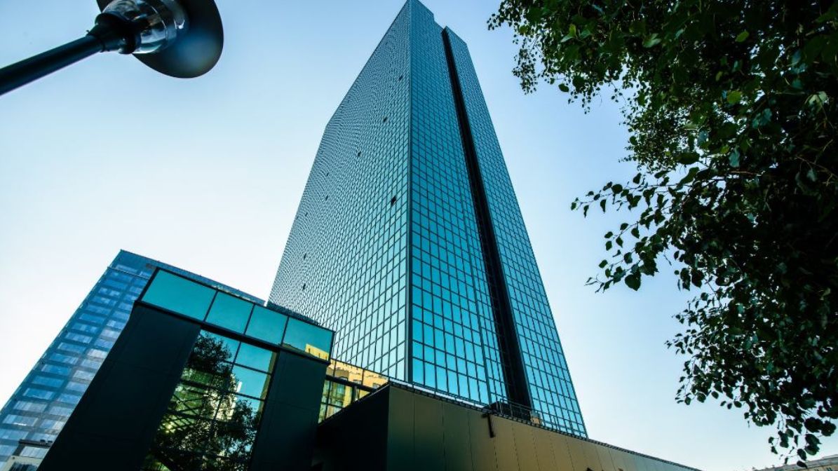 Wieżowiec Intraco, należący do PHN