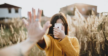 iPhone i uprzedzenie, czyli jak nie związałam się z facetem co miał Androida