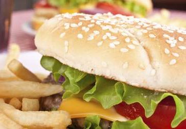 Wiemy dlaczego jedzenie z McDonalda nie pleśnieje!