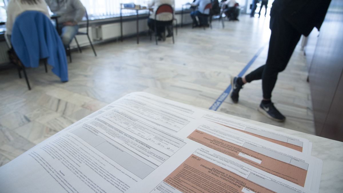 Tradycja donosów wśród Polaków ma się dobrze