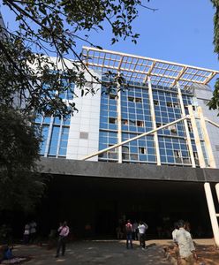 Indie: Pożar szpitala. Wśród ofiar niemowlę. Ponad 100 osób zostało ewakuowanych