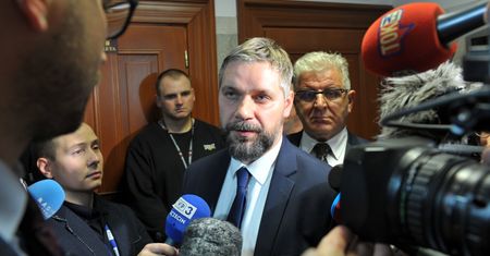 Rodzice, którzy zabrali dziecko ze szpitala, wrócili z nim do domu