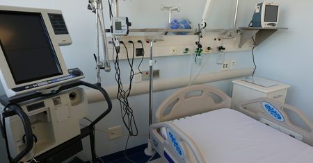 Konin: śmierć na OIOM-ie. Lekarze wynosili dokumentację pacjentów
