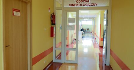 Śmierć dwóch noworodków w Łomży i młodej kobiety