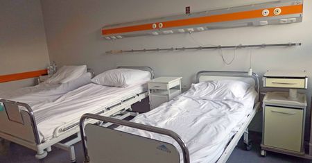 Dramatyczna sytuacja w szpitalu w Lesznie. Pacjent wypadł z okna