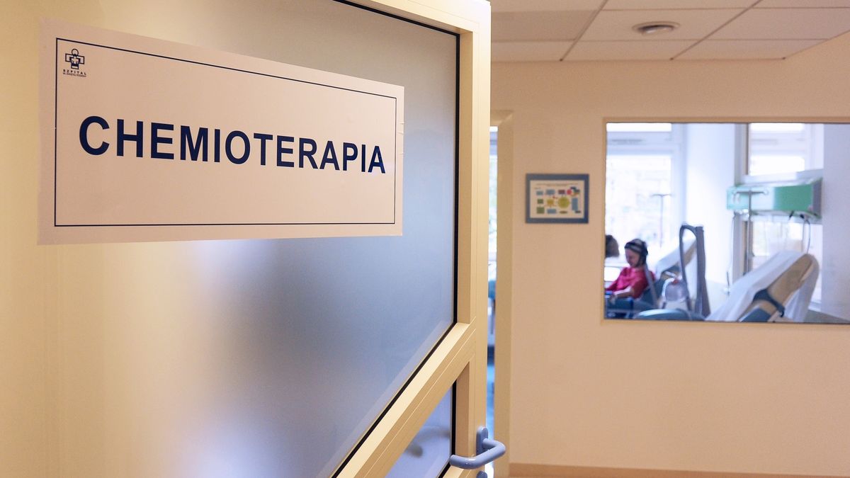 Kłopoty kadrowe mają także oddziały onkologii we Wrocławiu i Krakowie.