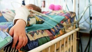 Dziecko straciło nogę. 