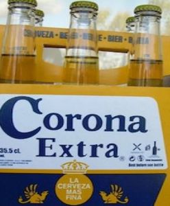 Piwo Corona ofiarą koronawirusa. Polscy konsumenci nie zniechęcają się nazwą