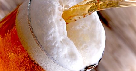 Radujcie się miłośnicy alkoholu. Niemiecki sąd orzekł, że kac jest chorobą