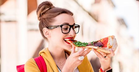 Kochasz pizzę hawajską? Teraz możesz mieć pomadkę o jej smaku