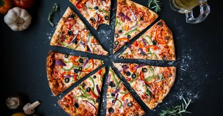 Pizza razowa – włoski placek (nie) tylko dla dbających o linię