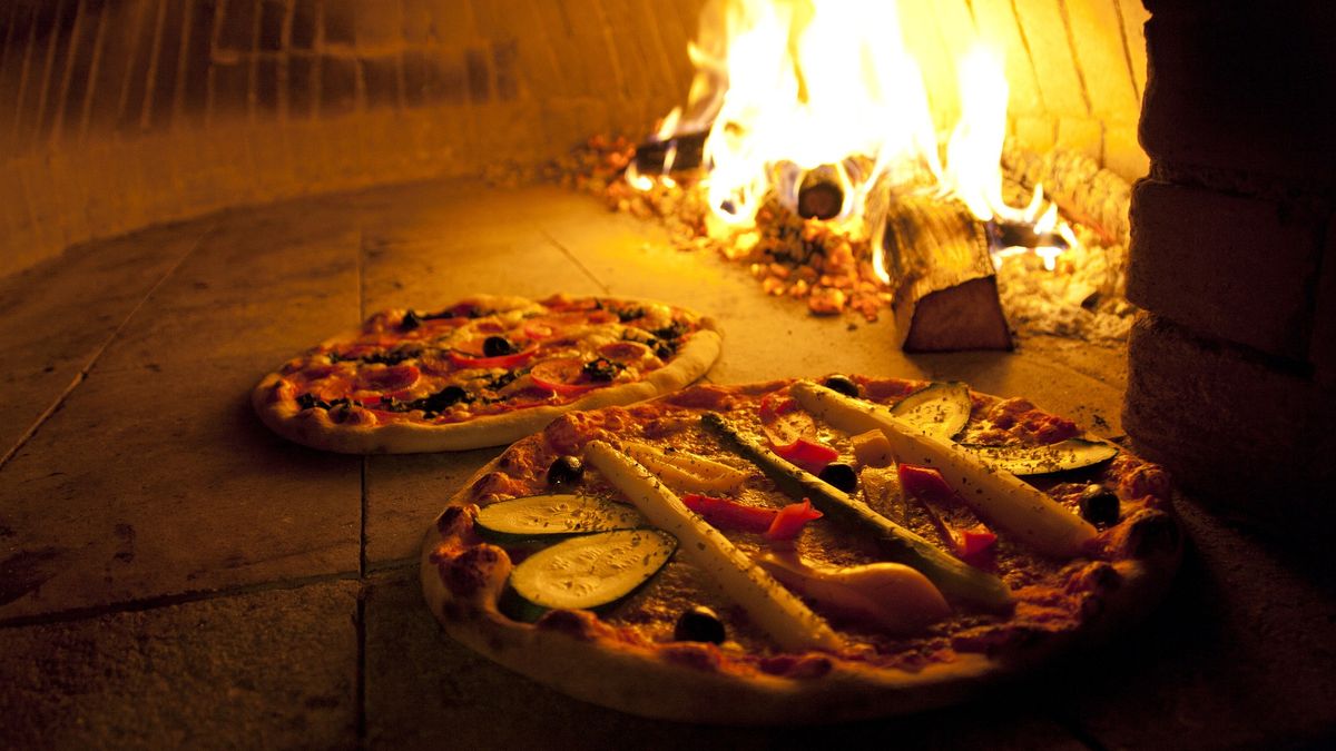 Piec do pizzy na drewno nie obsłuży 500 osób na dobę? Od 1 września będzie bez wyjątku nielegalny.